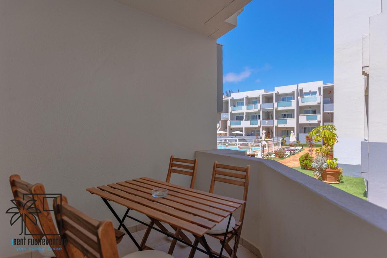 Апартаменты Saniko Corralejo Irent Fuerteventura Экстерьер фото